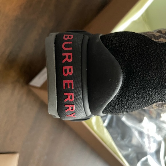 Size uk6 , 40, 25 cm…. Brand new …. With box ….made in Italy …. - Picture 6 of 7